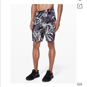 BRAND NEW lululemon mens size S